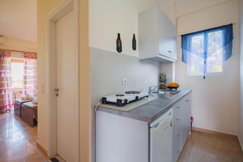 Villa Rosa Apartments กูเวีย ภายนอก รูปภาพ